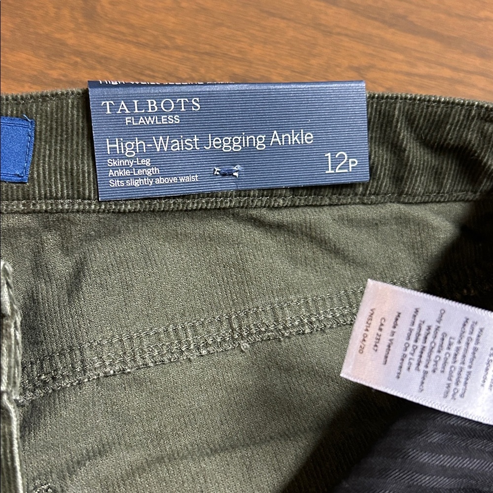 New Talbots corduroy Jegging - Picture 3 of 7